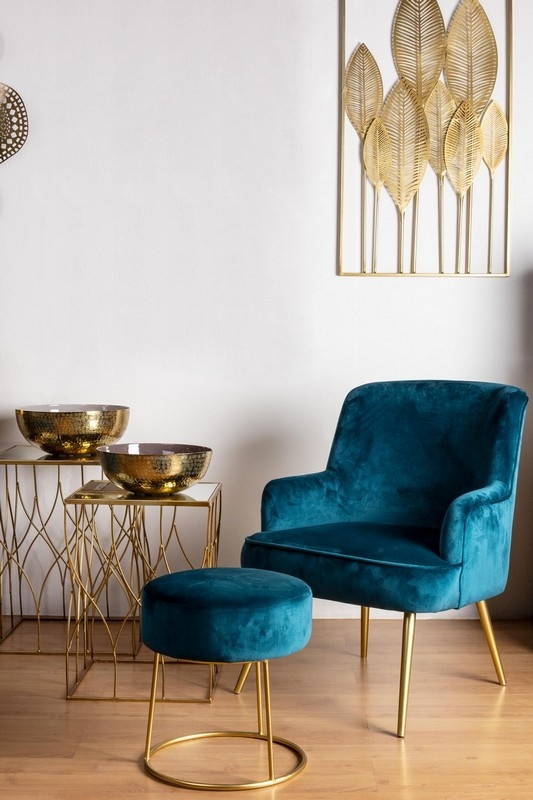 Deep armchair best sale