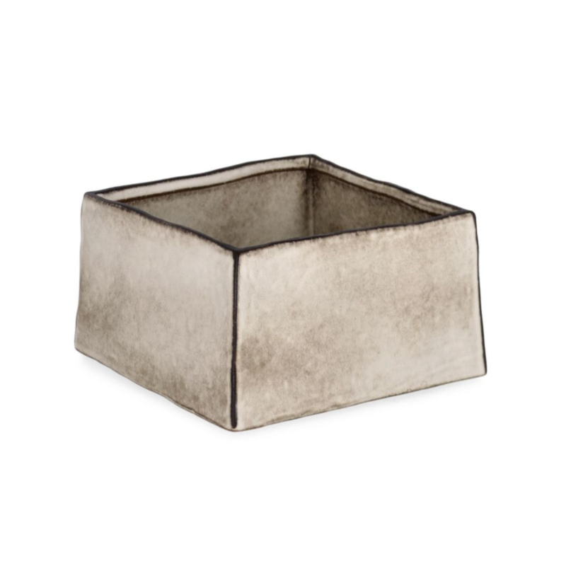 NIKOS LOW SQ WHITE VASE H11